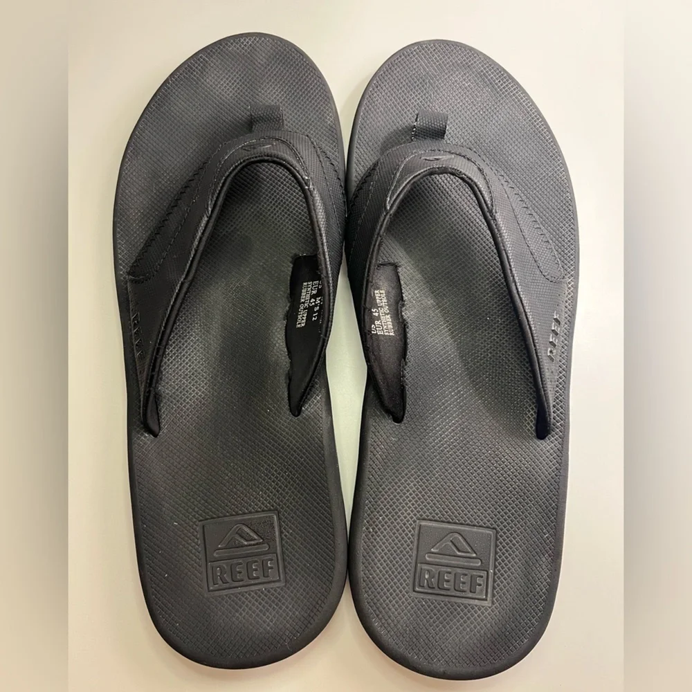 REEF Fanning Men's Bottle Opener Flip Flop, Arch Support, Durable Outsole 12M